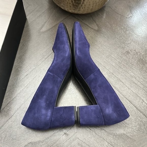 Naturalizer KARINA Block Heel Pumps (Wide) - Picture 9 of 10